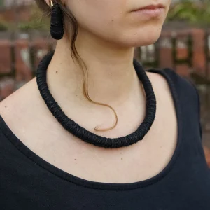 Upcycling-Halsband